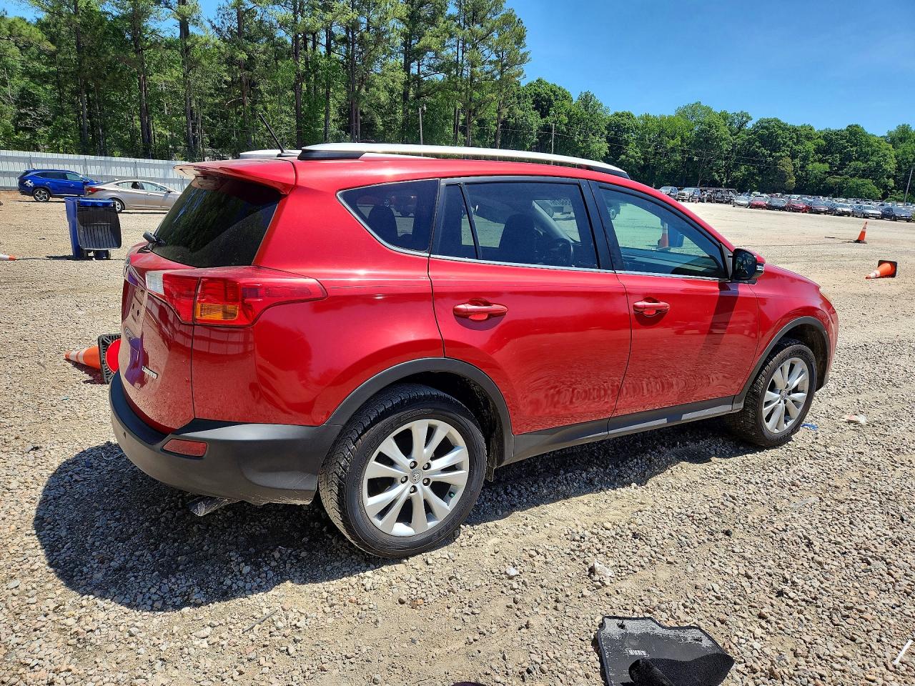 2015 TOYOTA RAV4