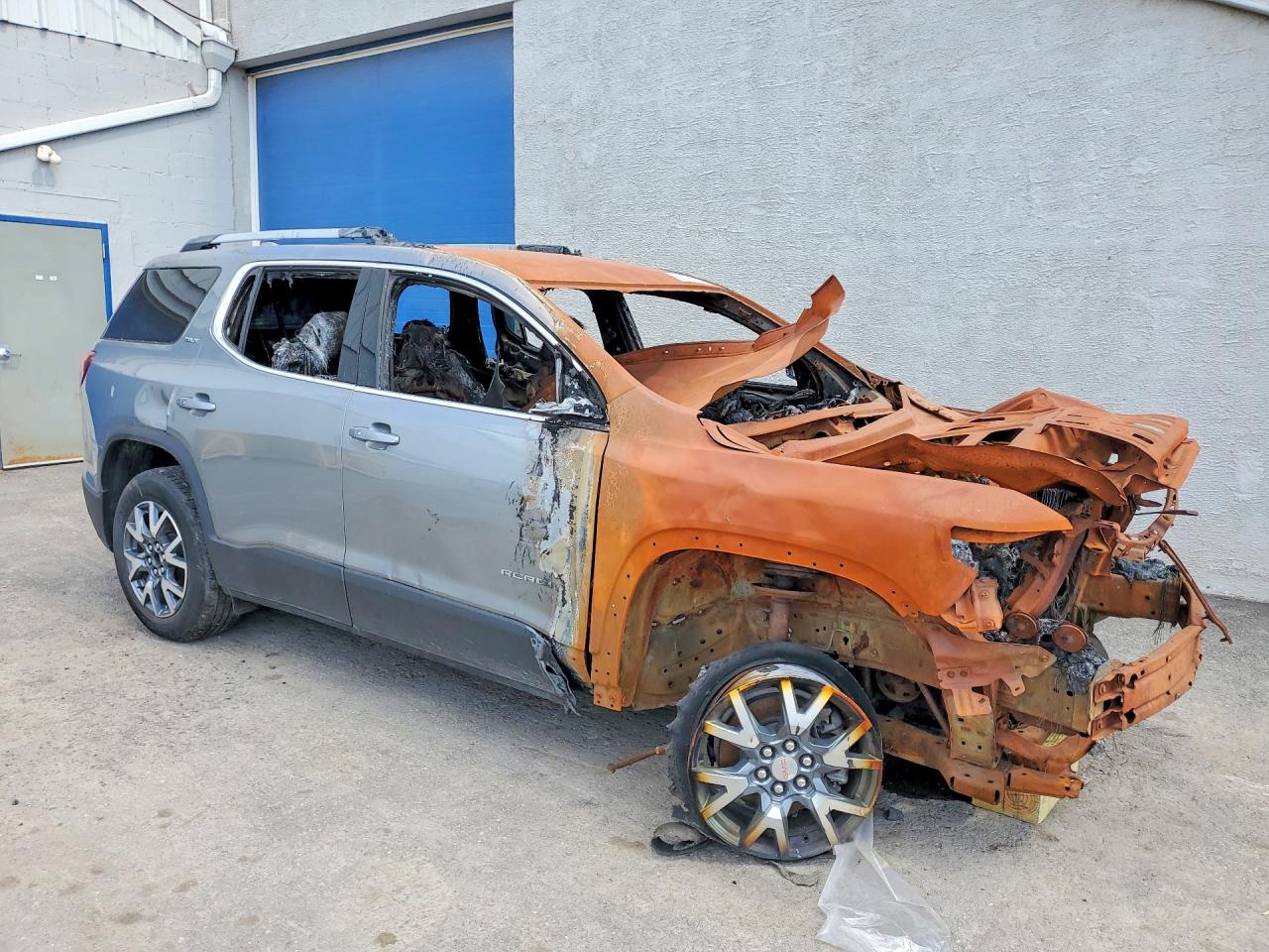 2023 GMC ACADIA