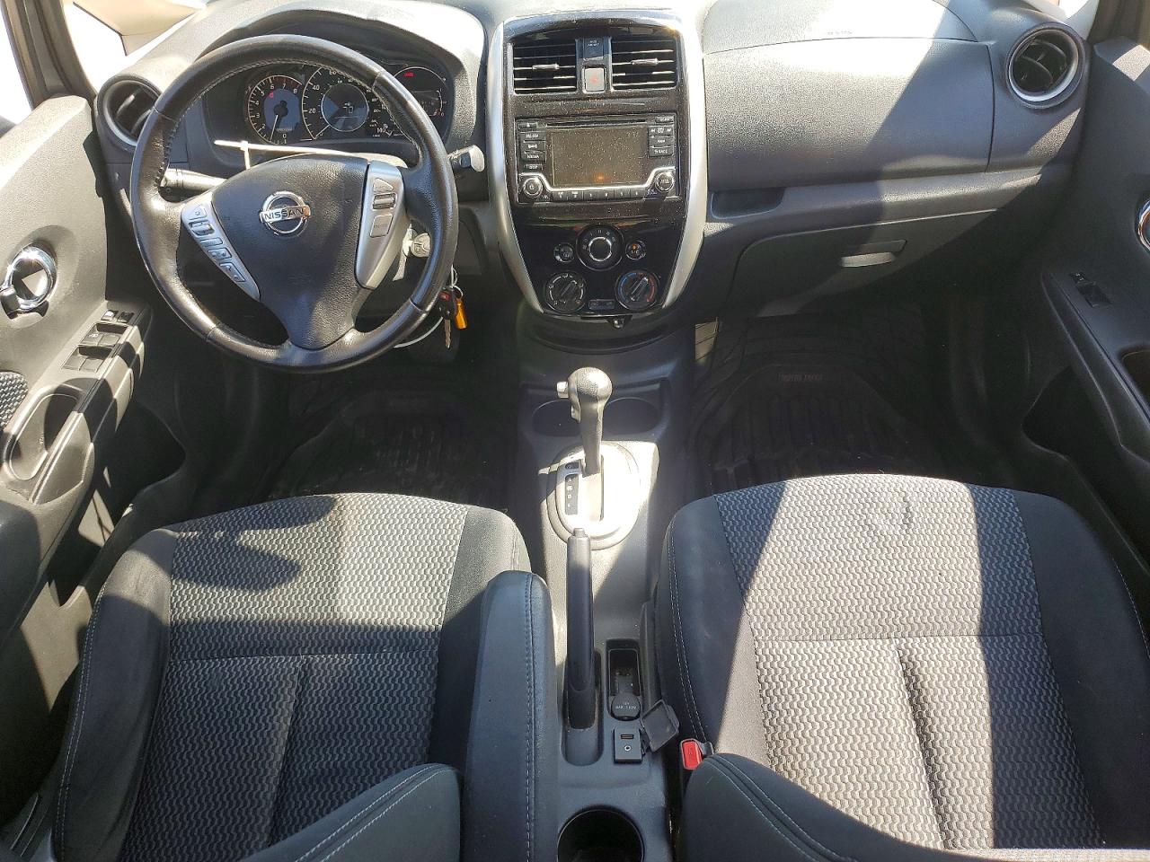 2016 NISSAN VERSA