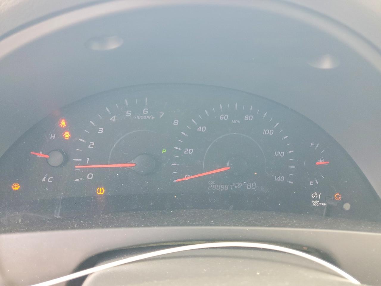 2011 TOYOTA CAMRY
