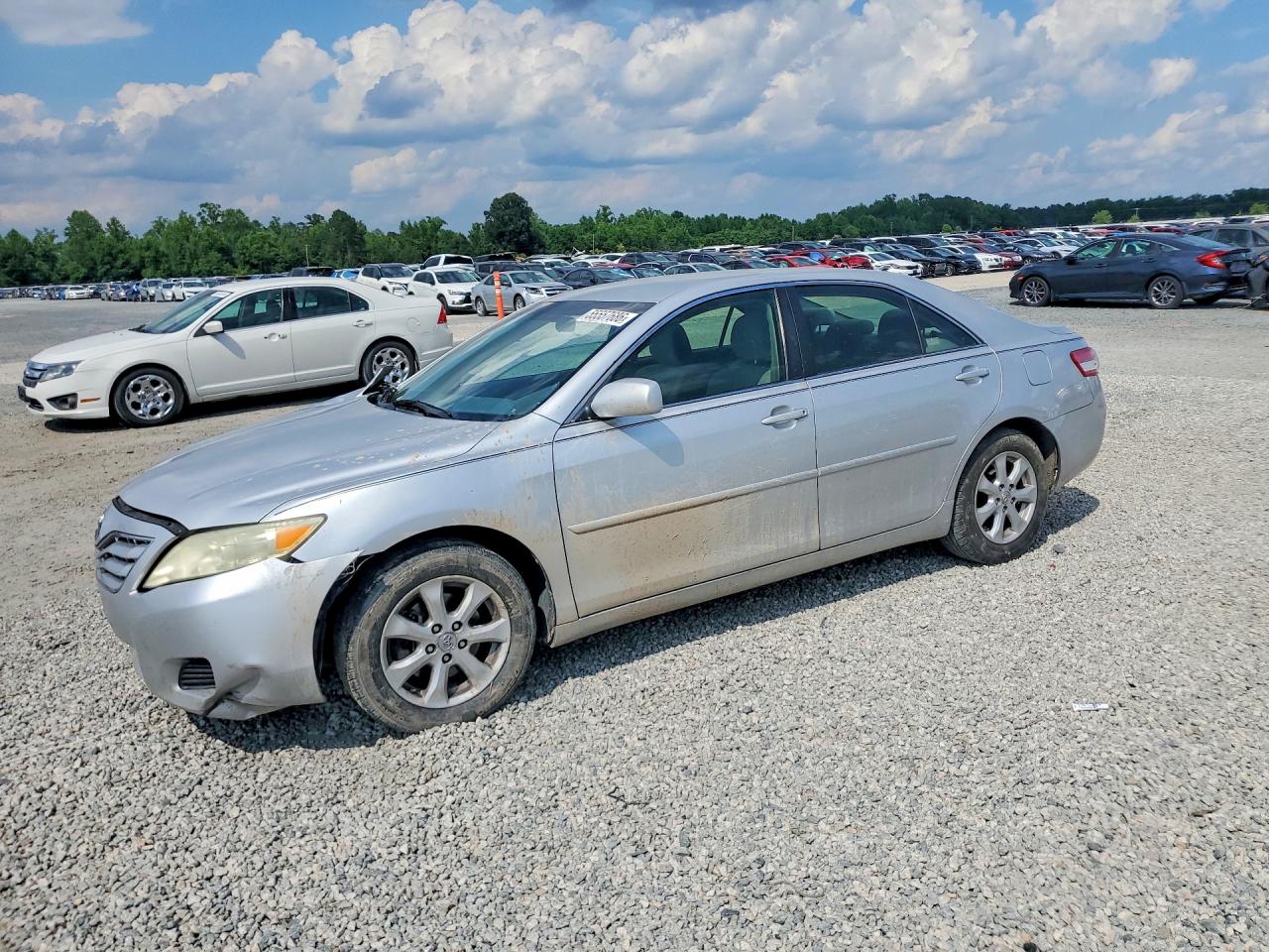 2011 TOYOTA CAMRY