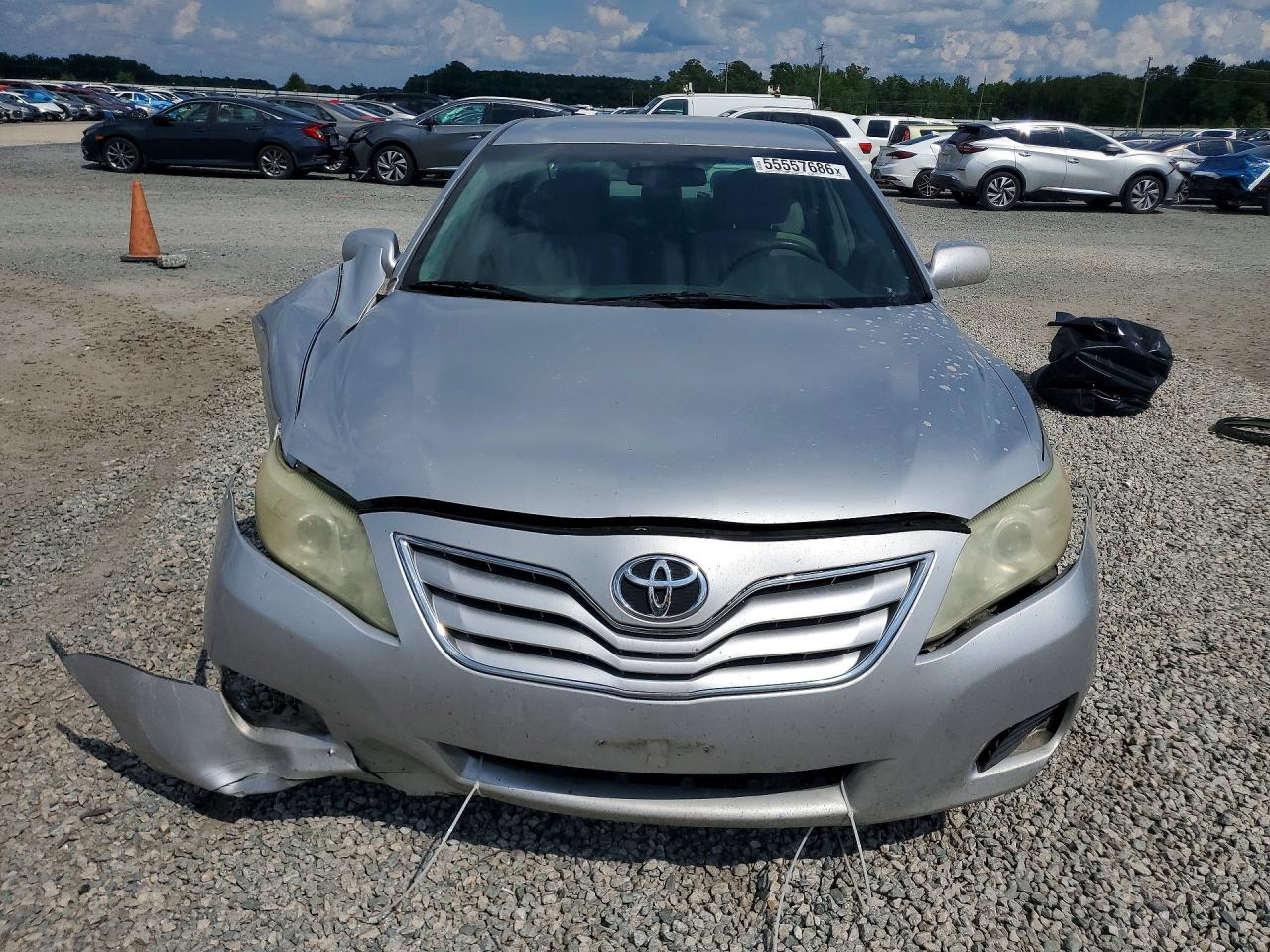 2011 TOYOTA CAMRY