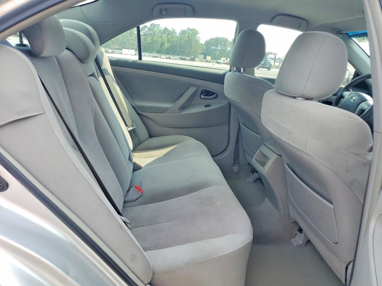 2011 TOYOTA CAMRY