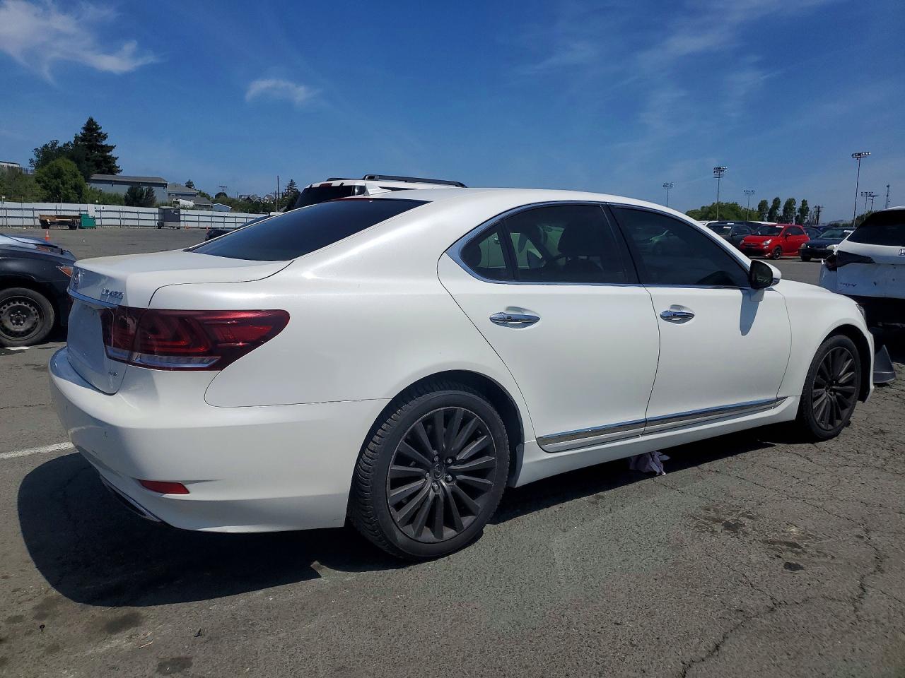 2013 LEXUS LS460