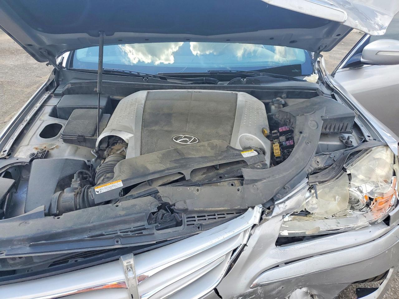 2009 HYUNDAI GENESIS