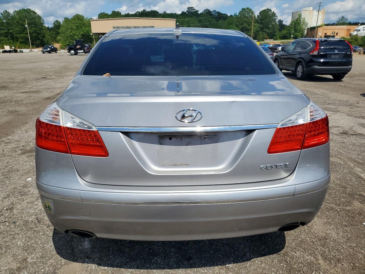 2009 HYUNDAI GENESIS