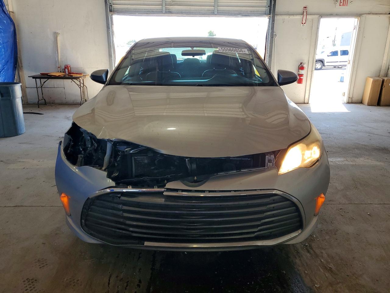2016 TOYOTA AVALON