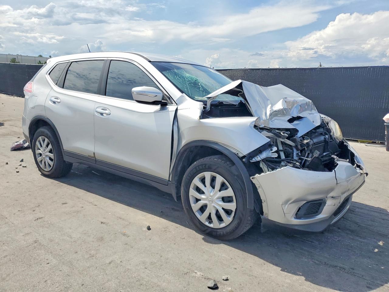 2015 NISSAN ROGUE