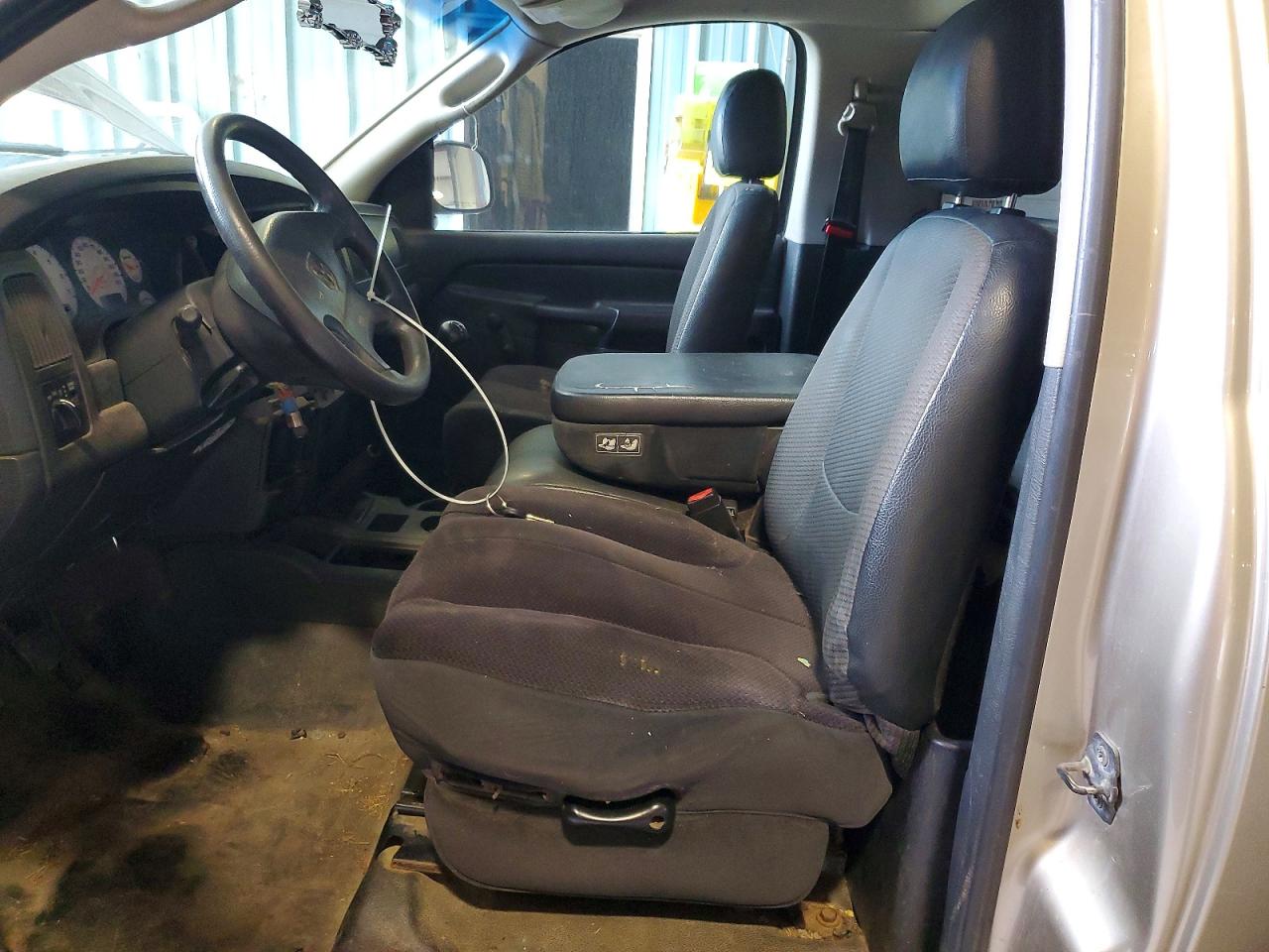 2002 DODGE RAM 1500