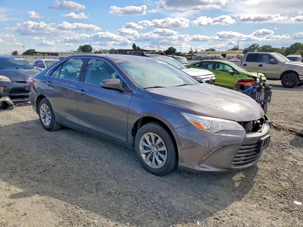 2017 TOYOTA CAMRY