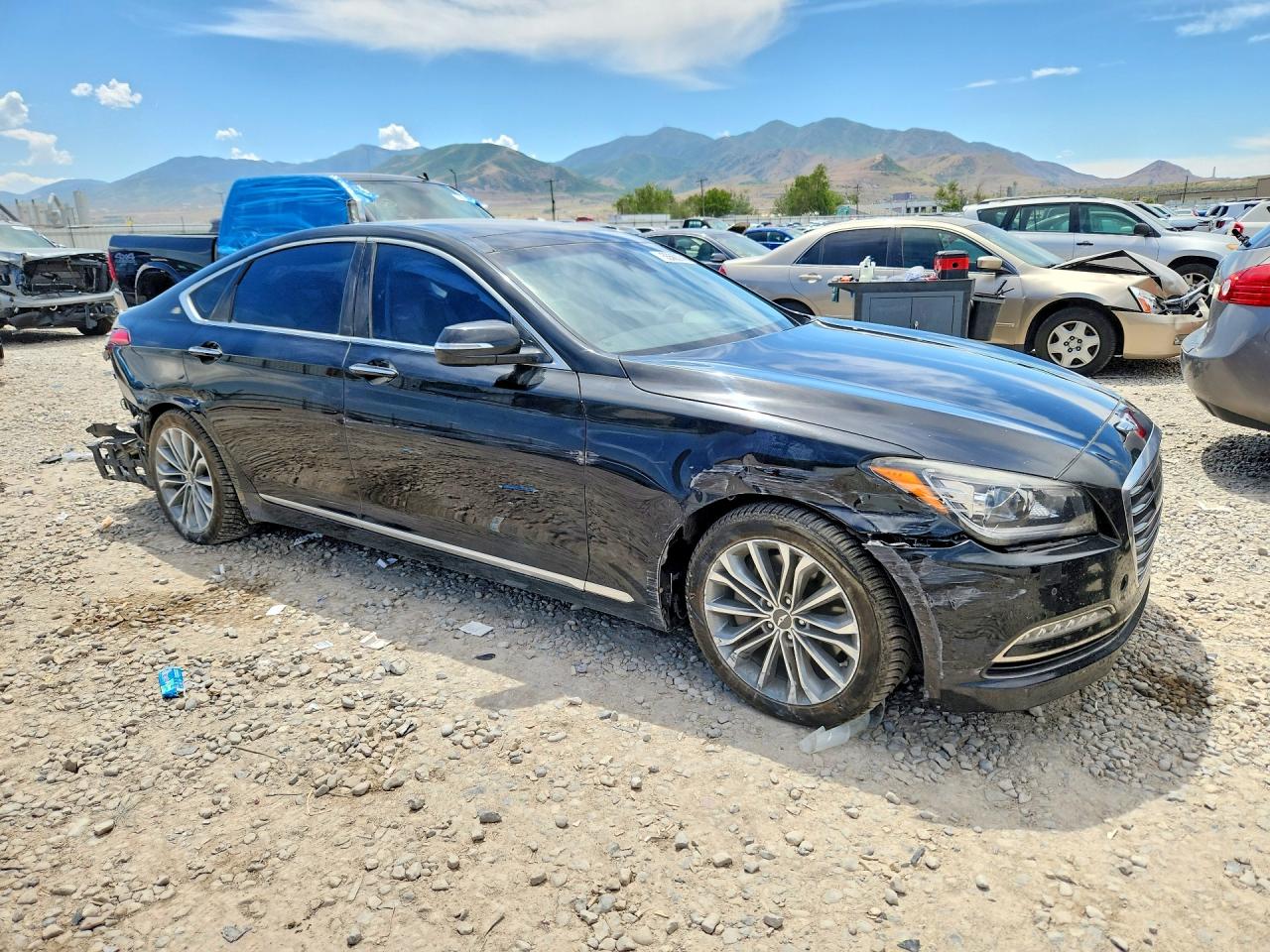 2016 HYUNDAI GENESIS