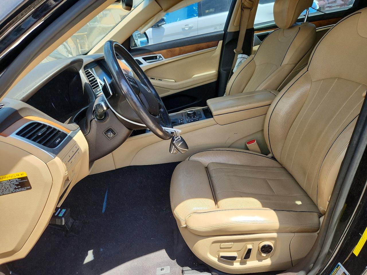 2016 HYUNDAI GENESIS