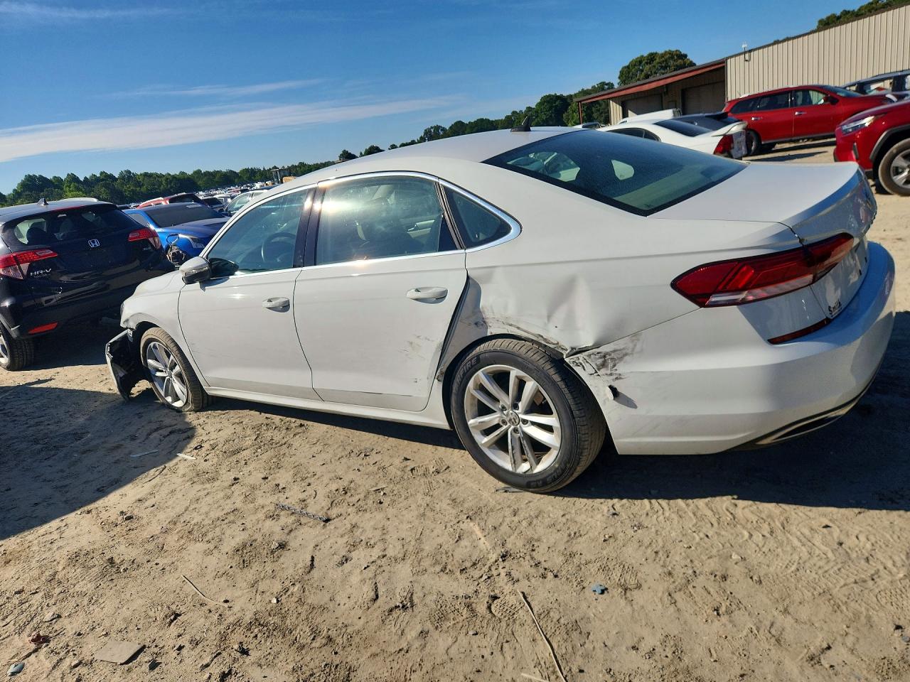 2020 VOLKSWAGEN PASSAT