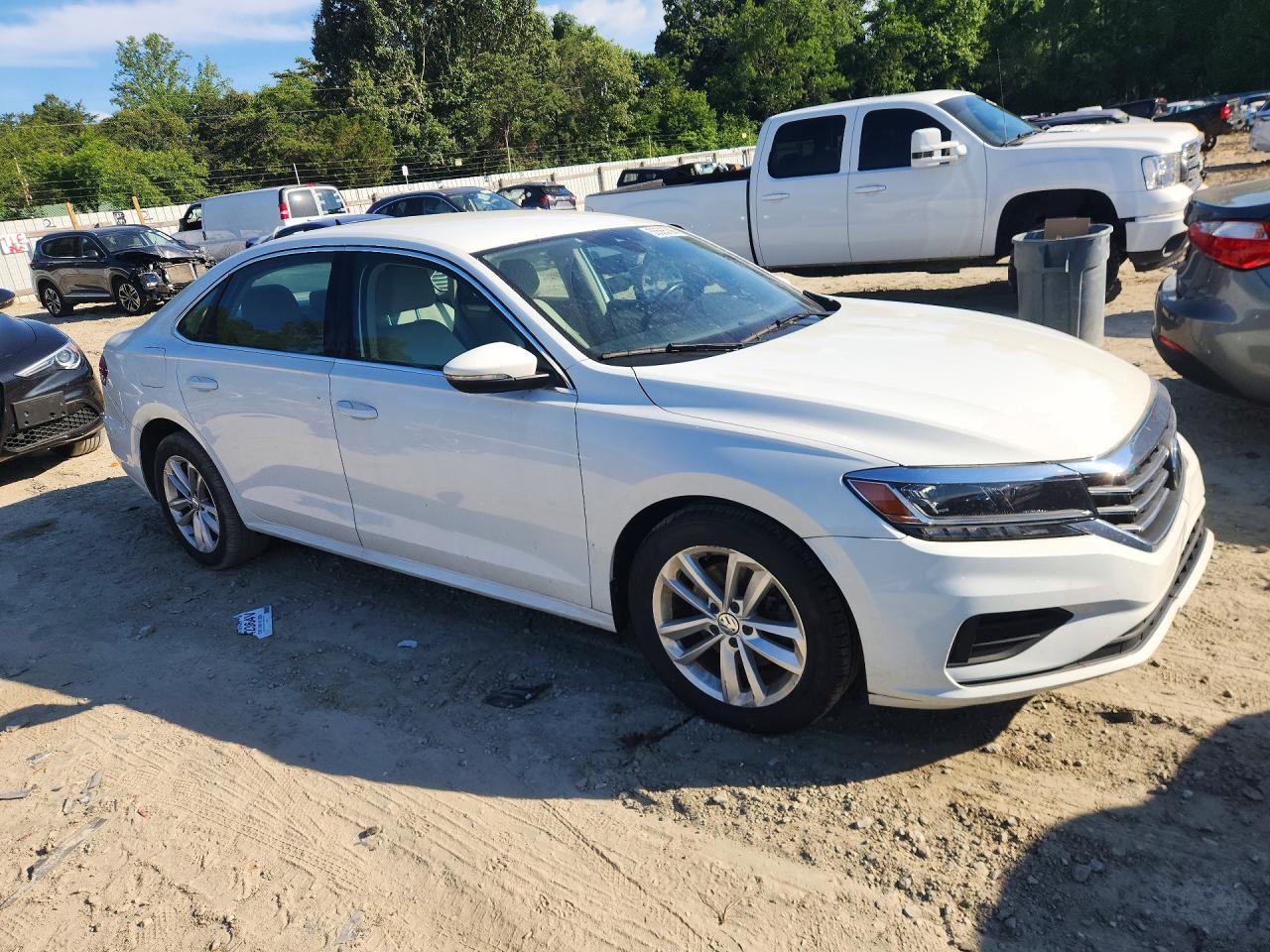 2020 VOLKSWAGEN PASSAT