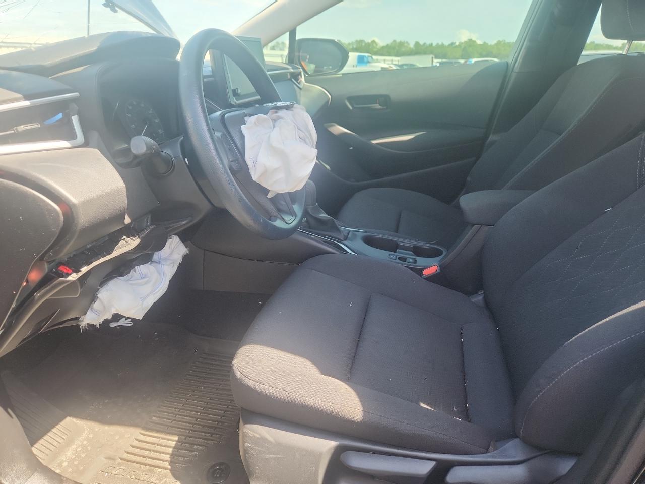 2025 TOYOTA COROLLA