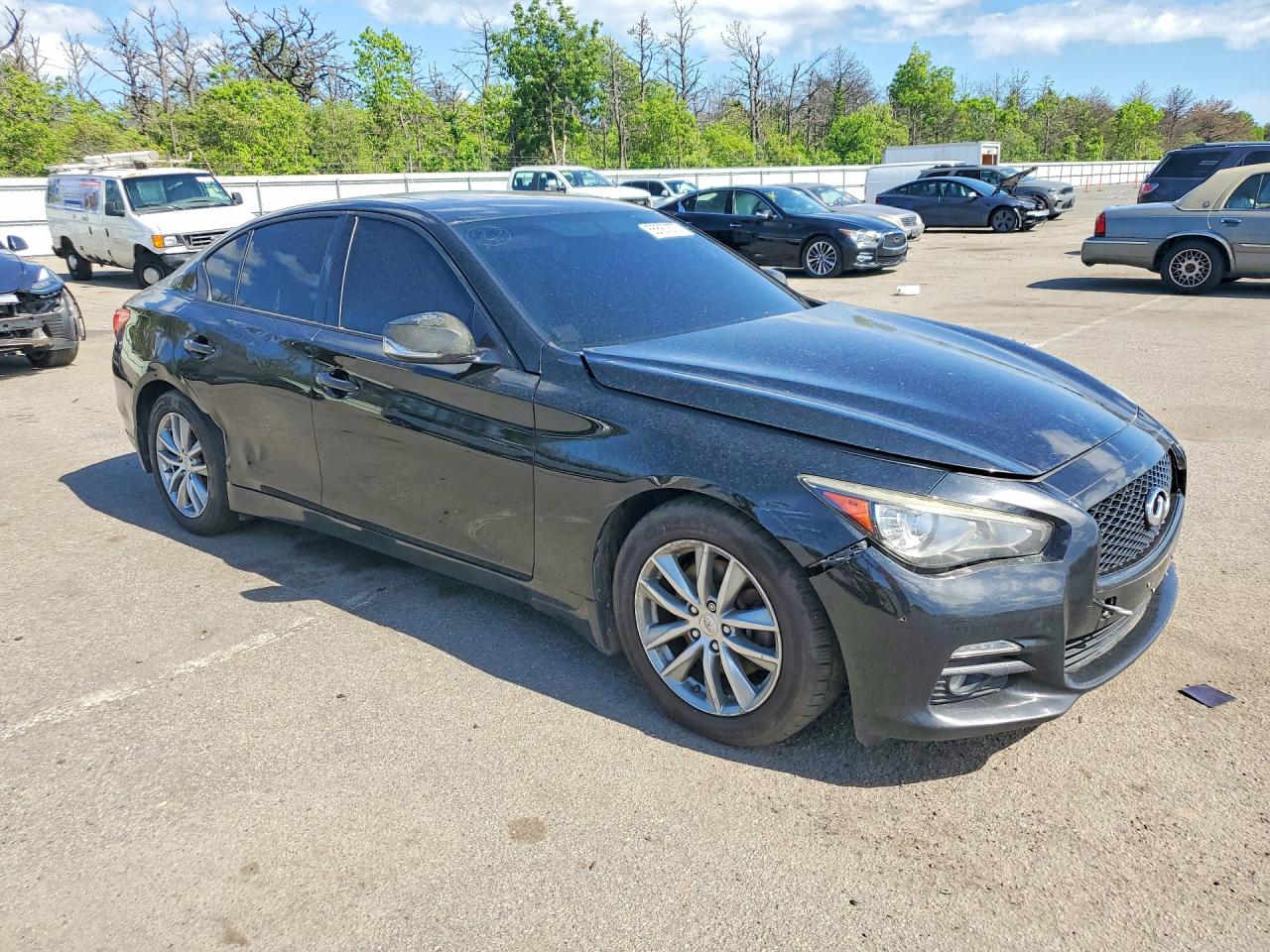 2016 INFINITI Q50