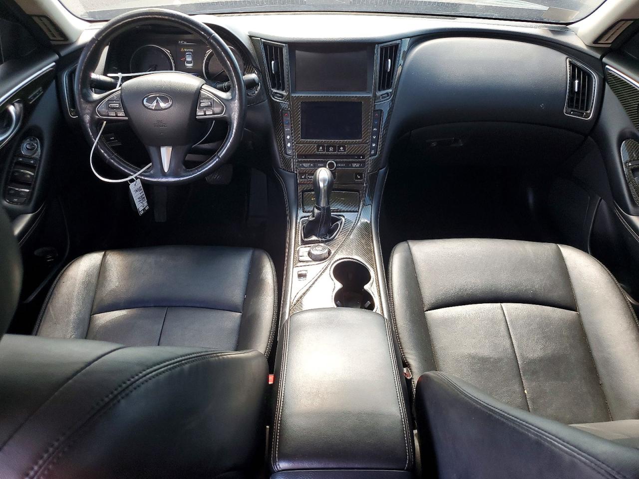 2016 INFINITI Q50