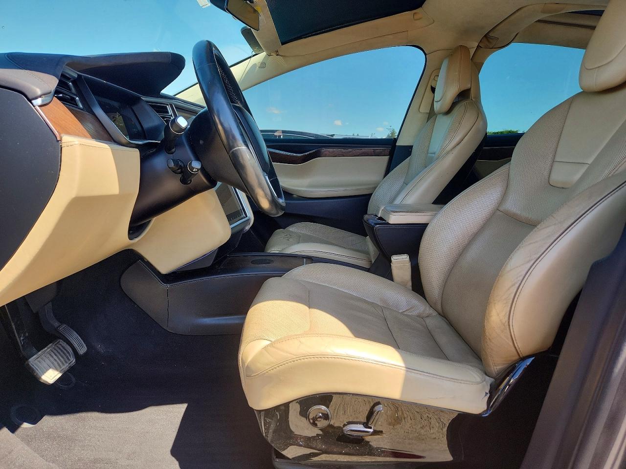 2016 TESLA MODEL X