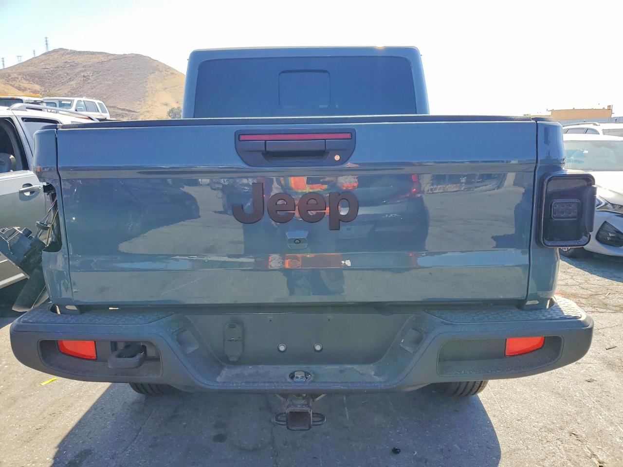 2025 JEEP GLADIATOR