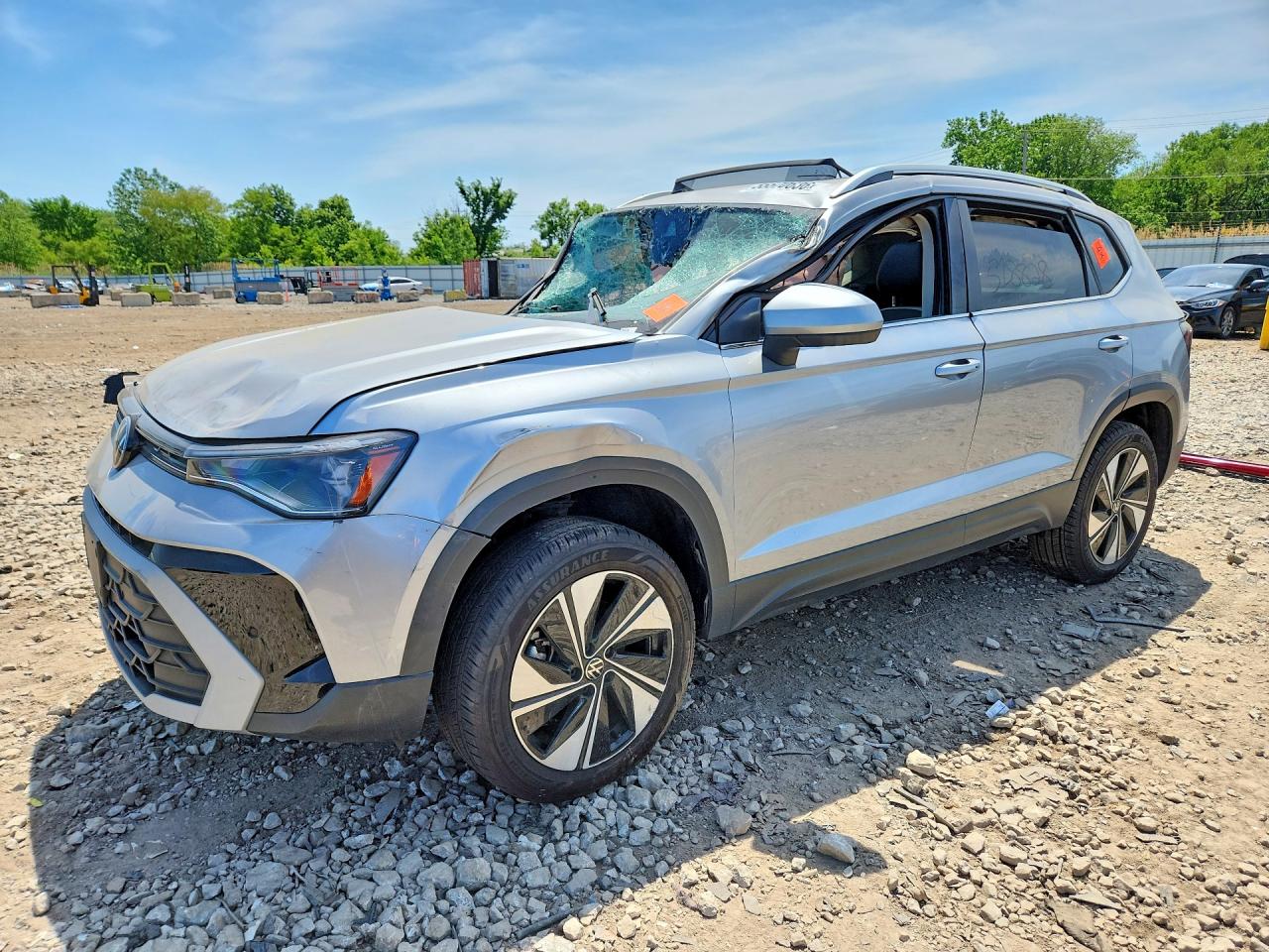 2025 VOLKSWAGEN TAOS SE