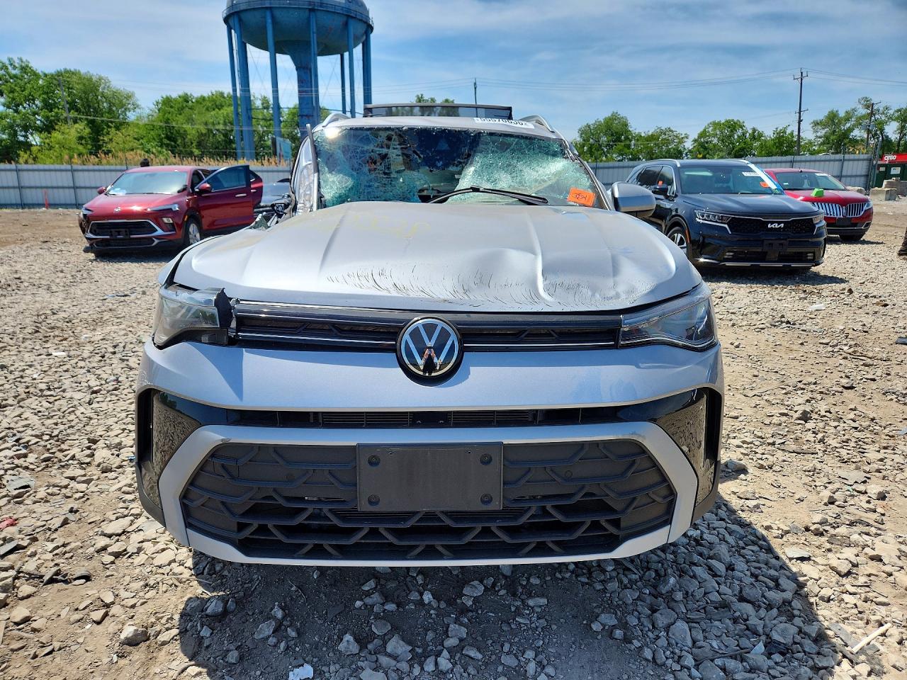 2025 VOLKSWAGEN TAOS SE