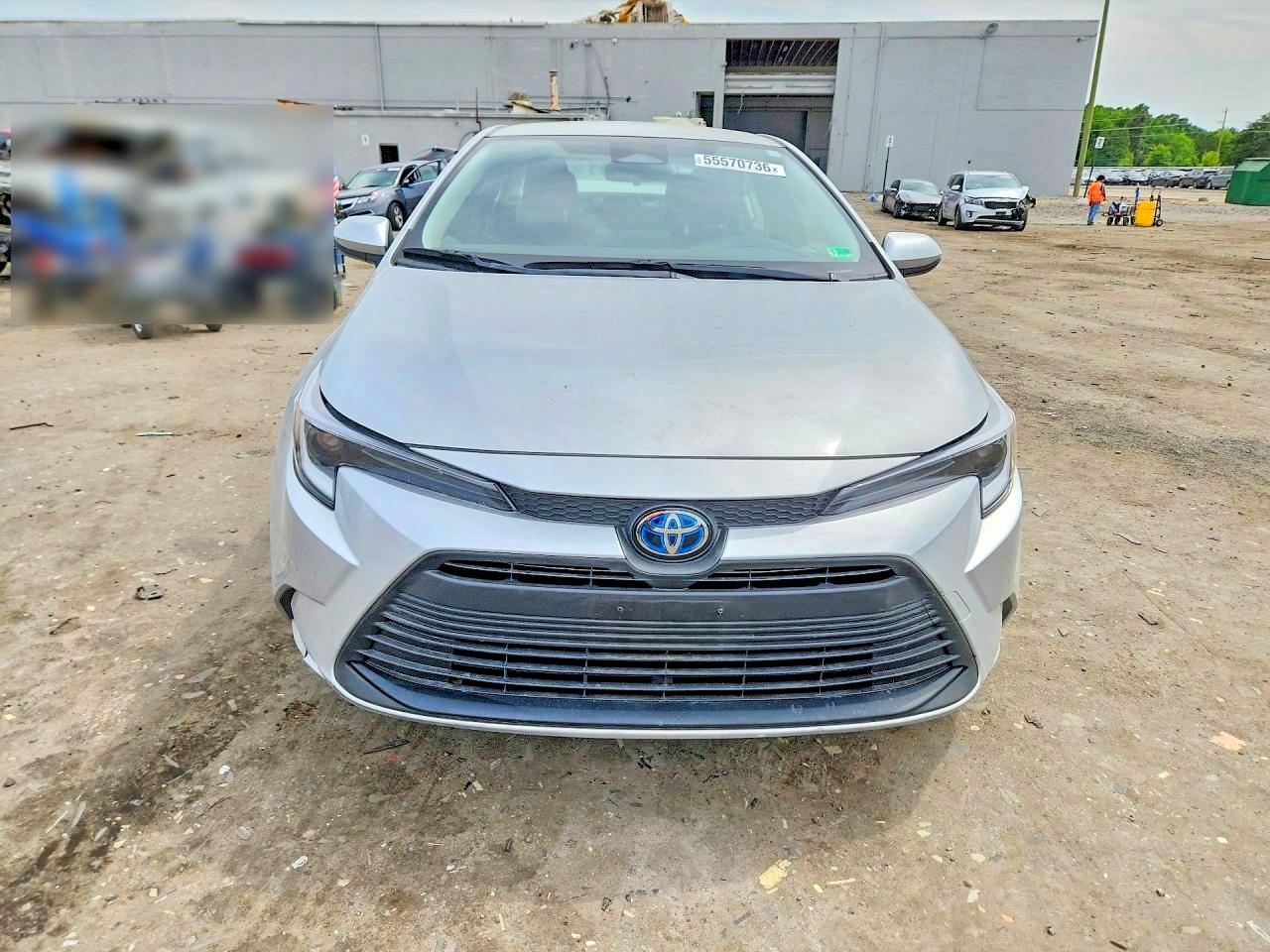 2025 TOYOTA COROLLA