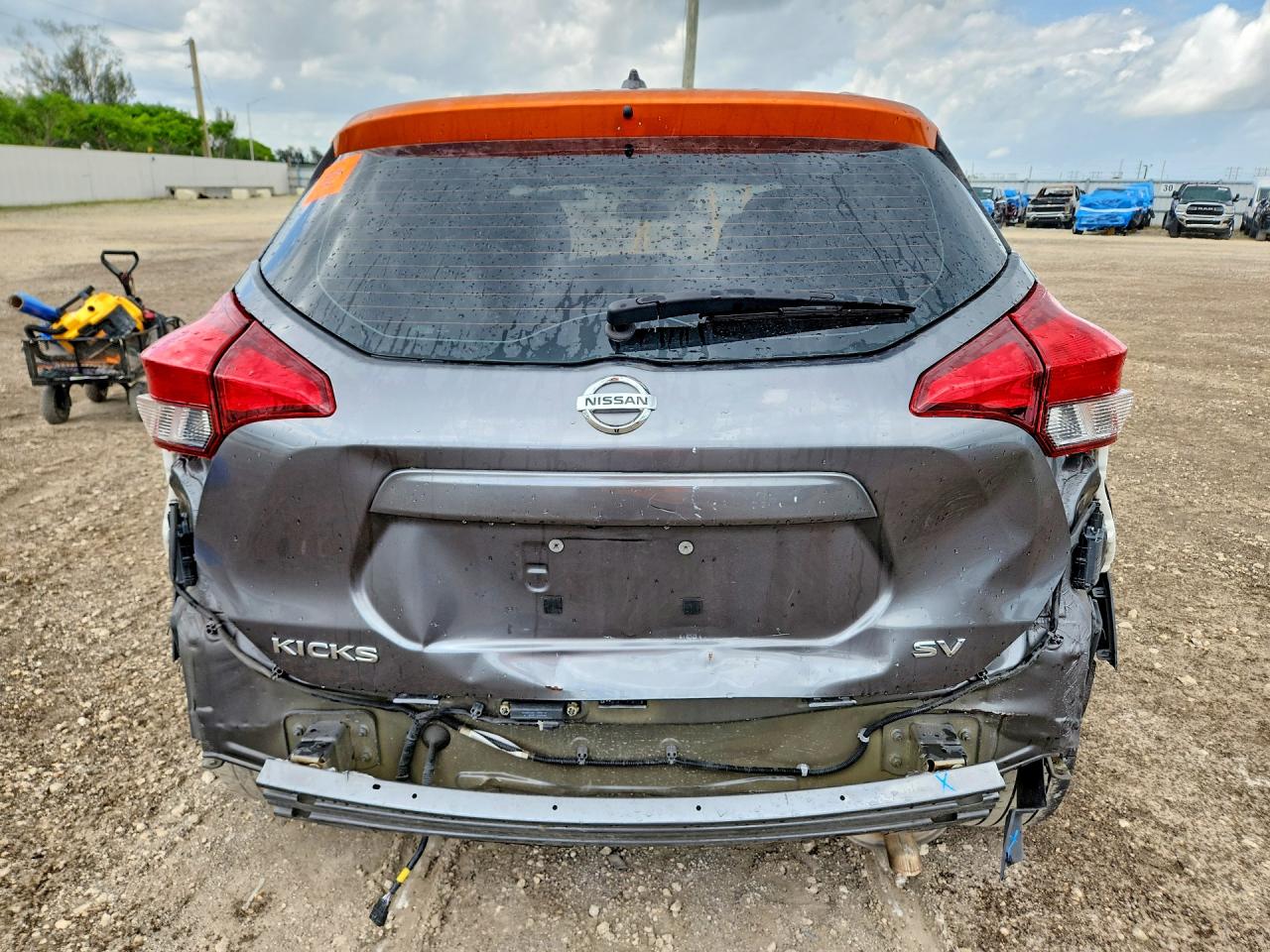 2020 NISSAN KICKS
