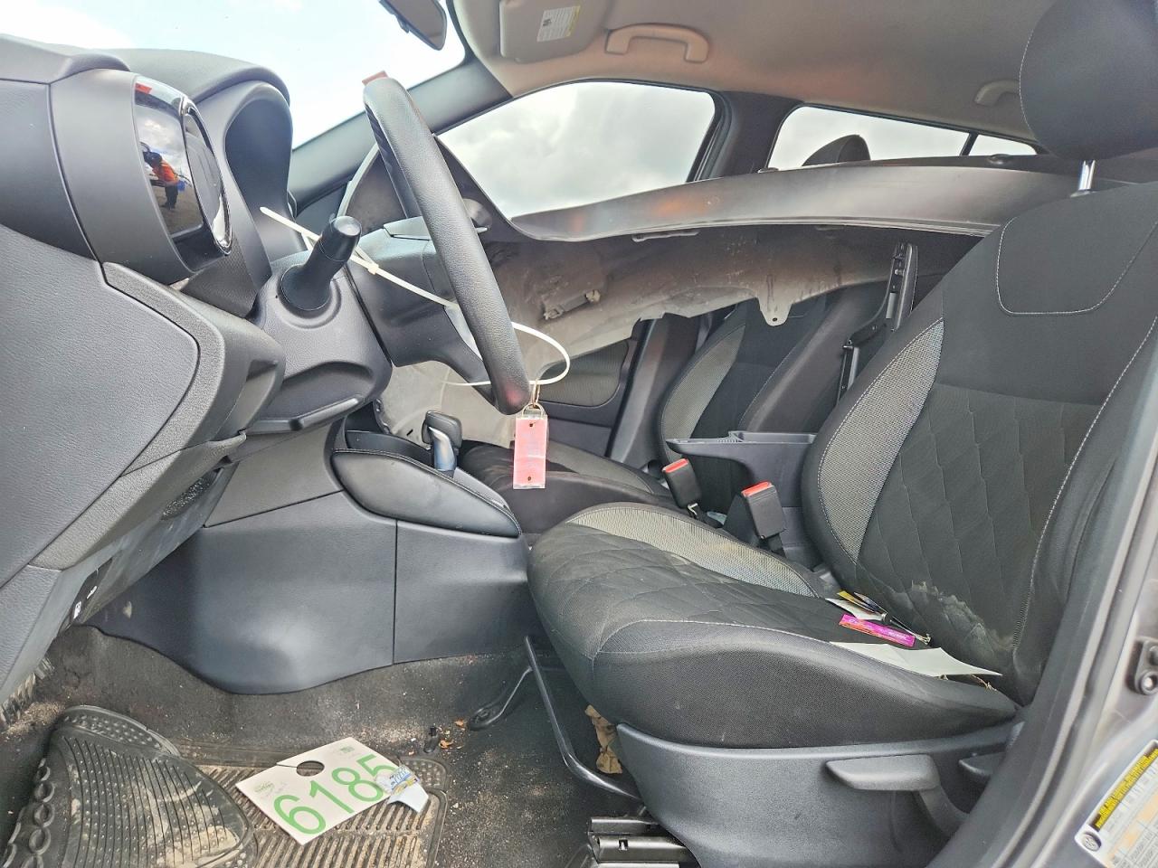 2020 NISSAN KICKS