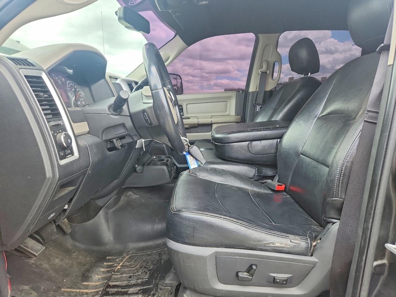 2011 DODGE RAM 1500