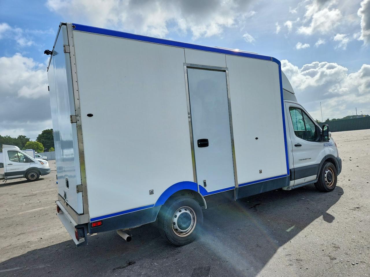 2022 FORD TRANSIT