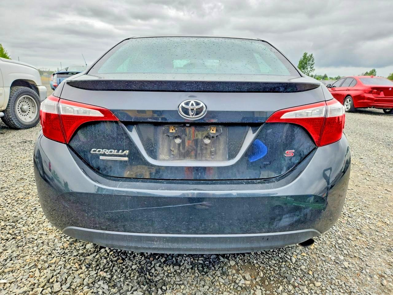 2016 TOYOTA COROLLA
