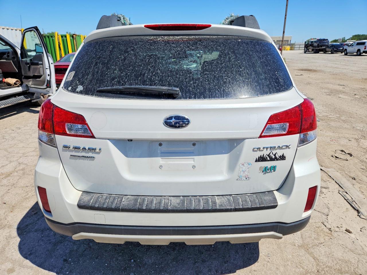 2012 SUBARU OUTBACK
