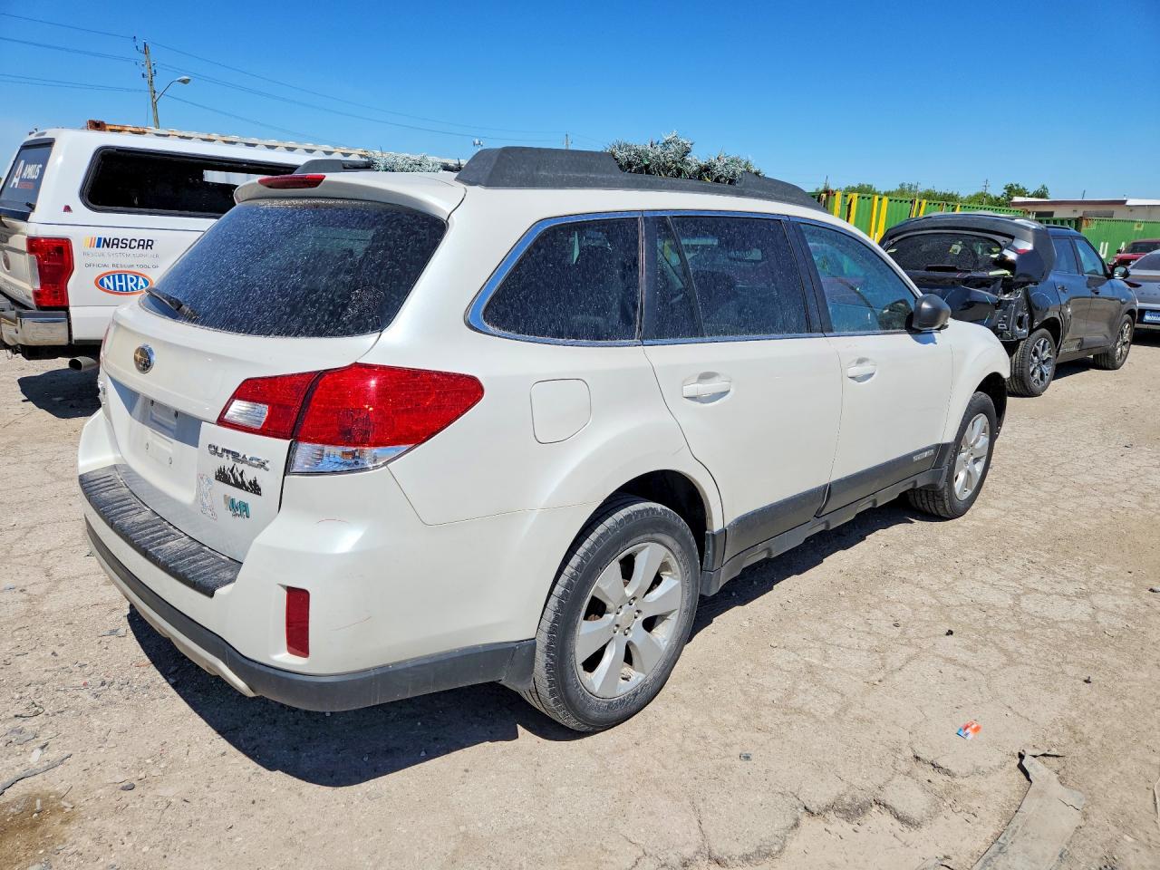 2012 SUBARU OUTBACK