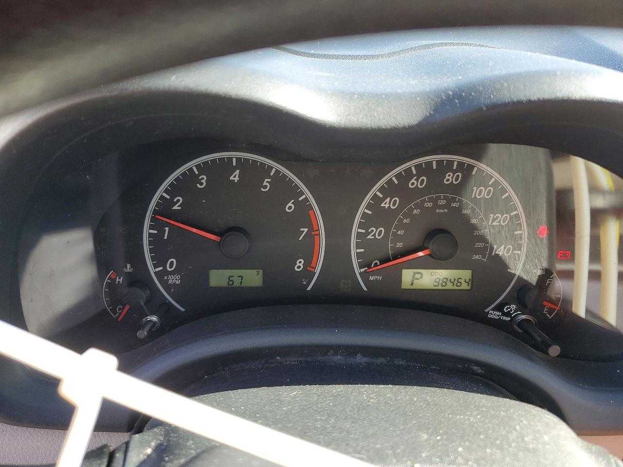 2011 TOYOTA COROLLA LE