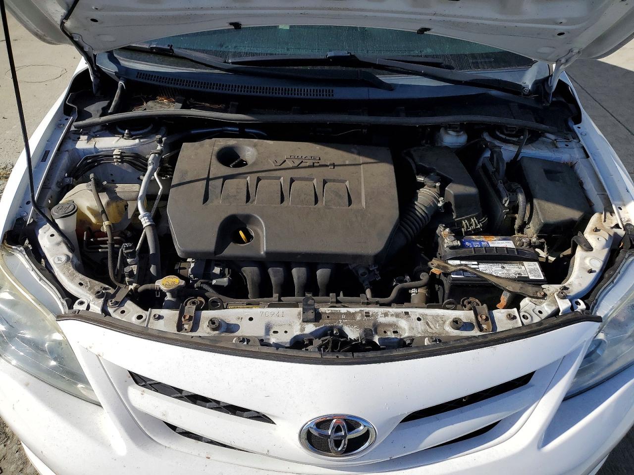 2011 TOYOTA COROLLA LE