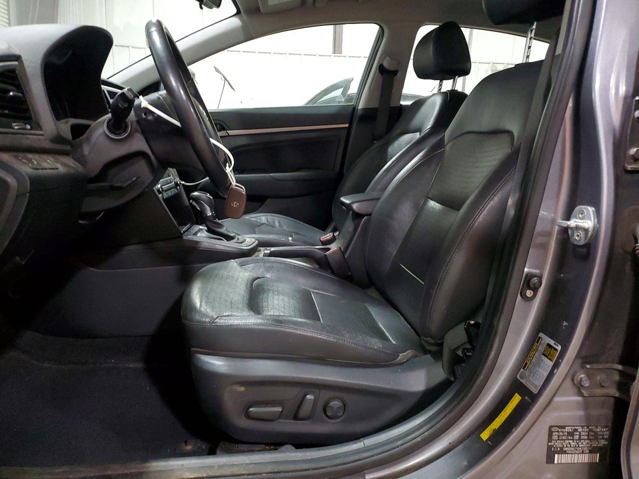 2017 HYUNDAI ELANTRA