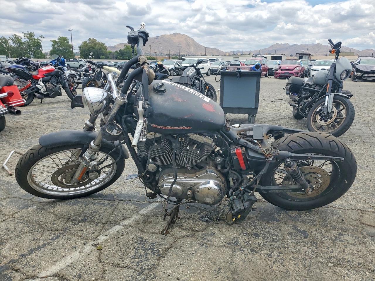 2006 HARLEY-DAVIDSON SPRTSTR120