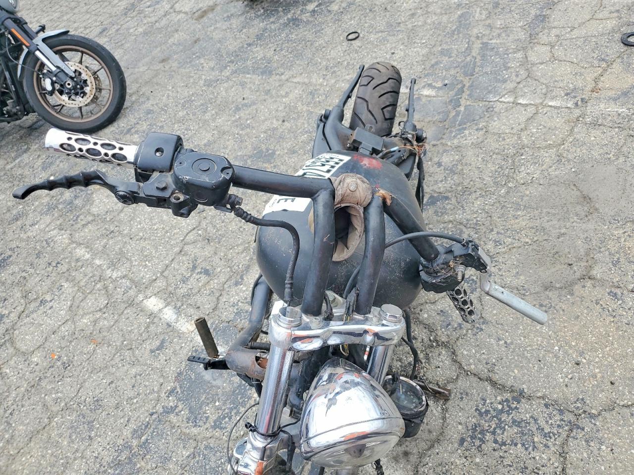 2006 HARLEY-DAVIDSON SPRTSTR120