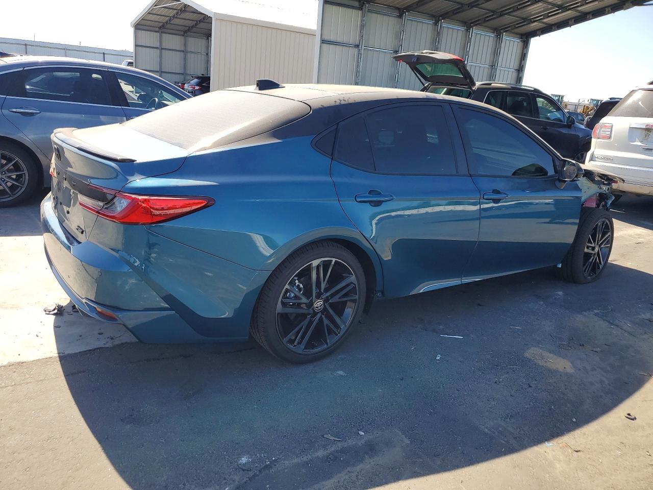 2026 TOYOTA CAMRY