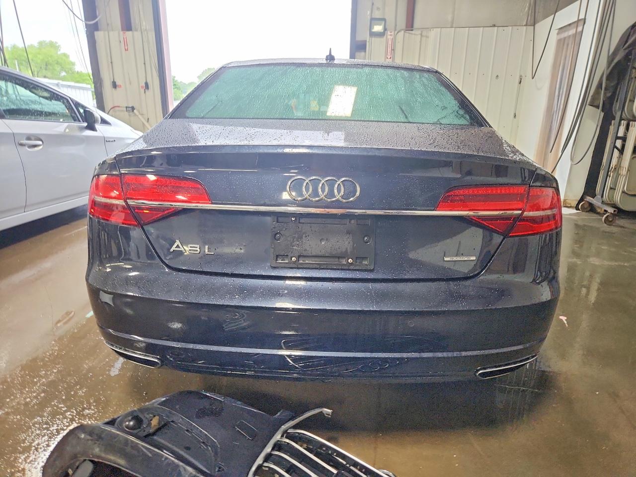 2017 AUDI A8