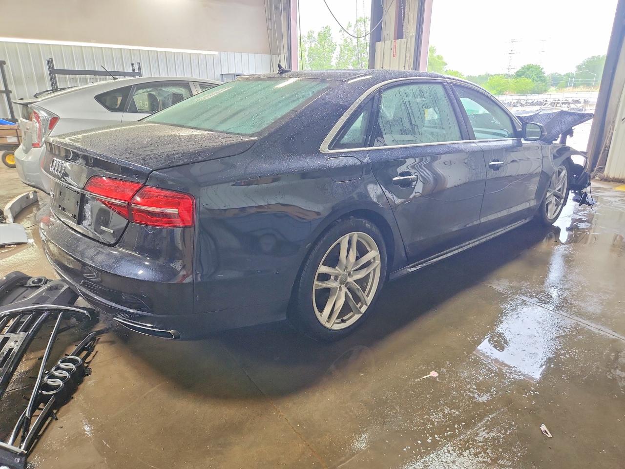 2017 AUDI A8