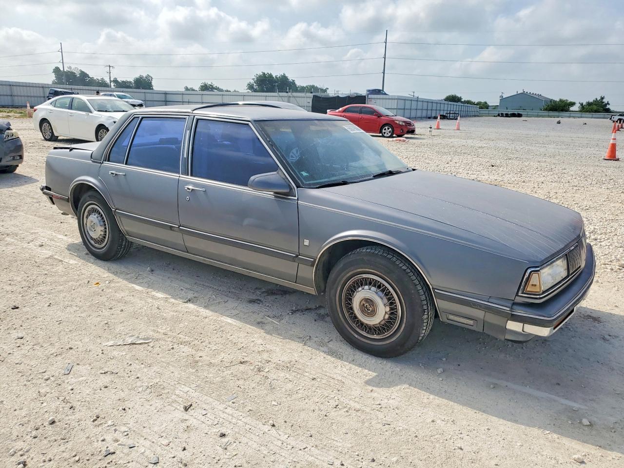 1989 OLDSMOBILE 88