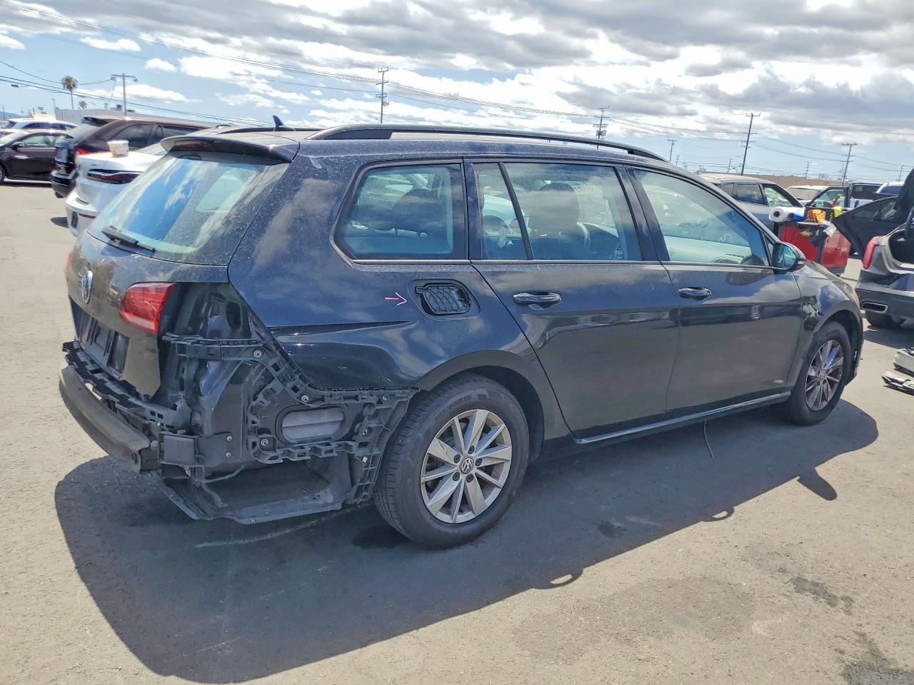 2019 VOLKSWAGEN GOLF