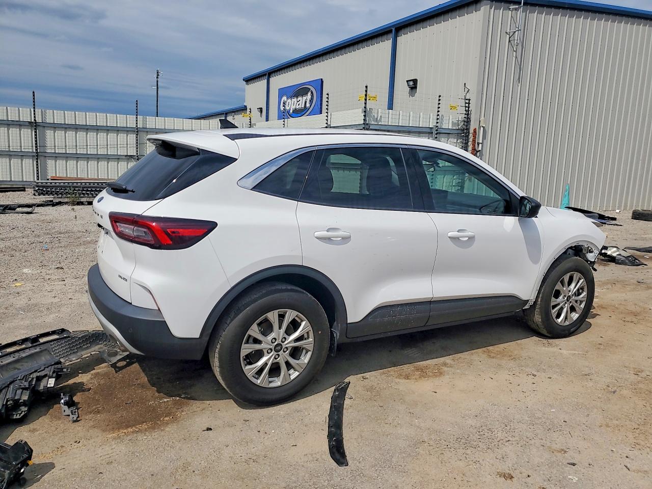 2023 FORD ESCAPE