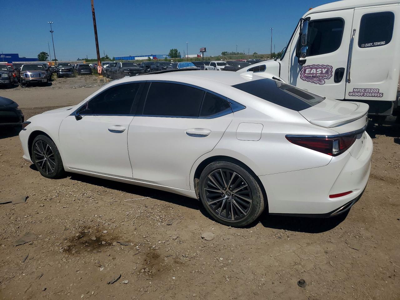 2024 LEXUS ES350