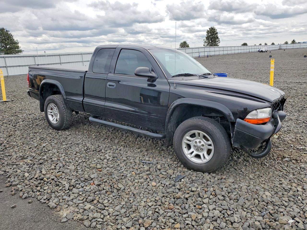 2003 DODGE DAKOTA