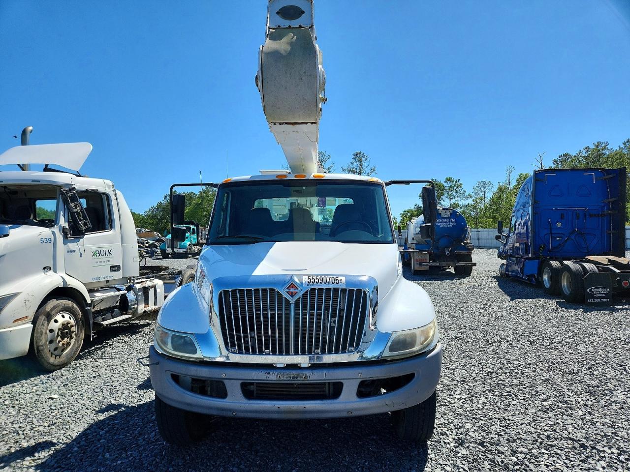 2016 INTERNATIONAL 4000 SERIE
