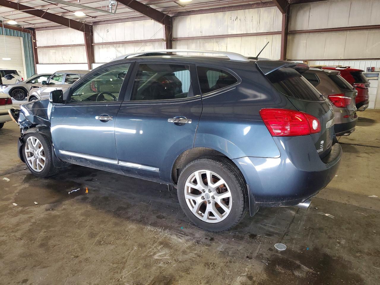 2013 NISSAN ROGUE
