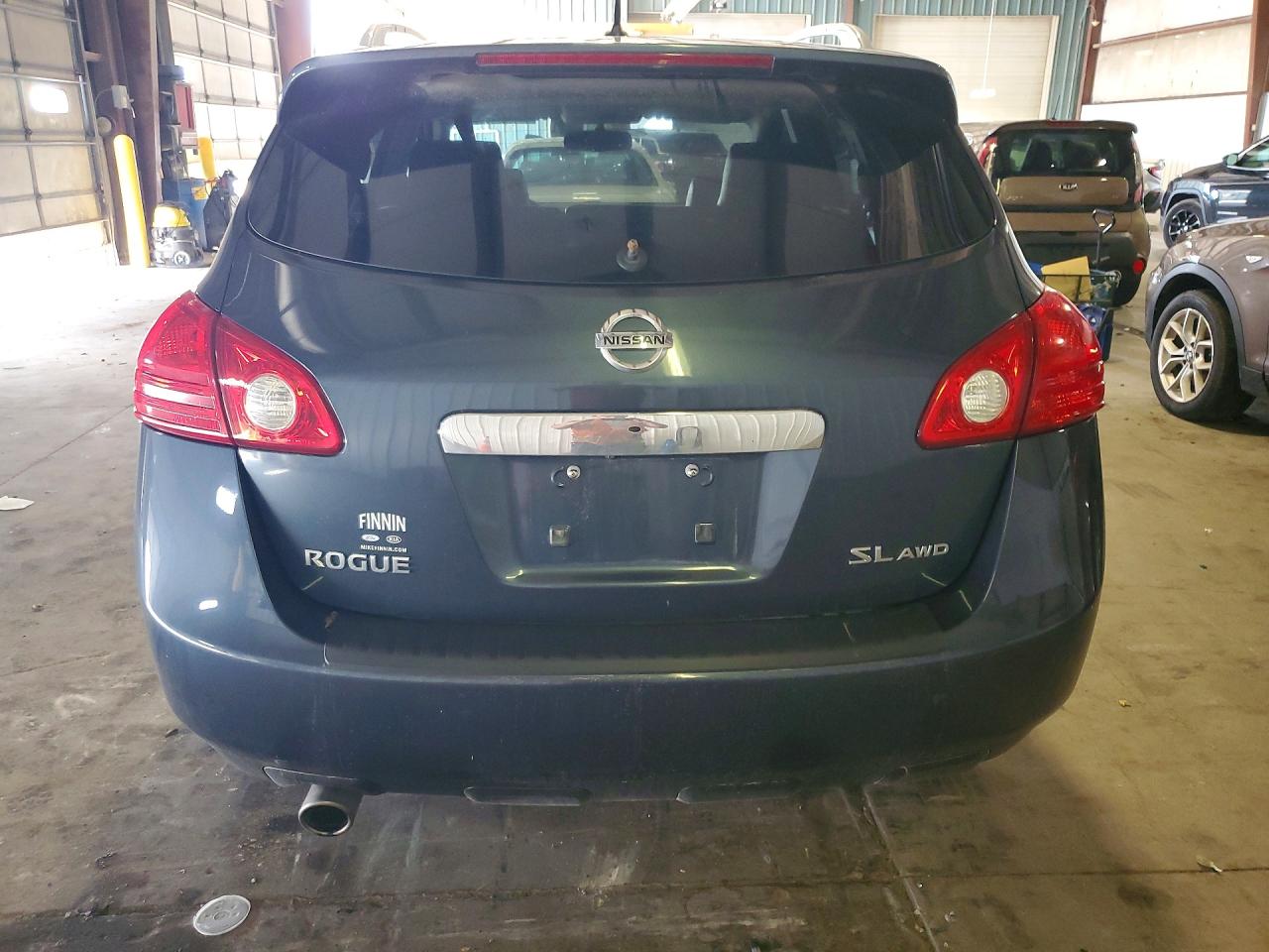 2013 NISSAN ROGUE