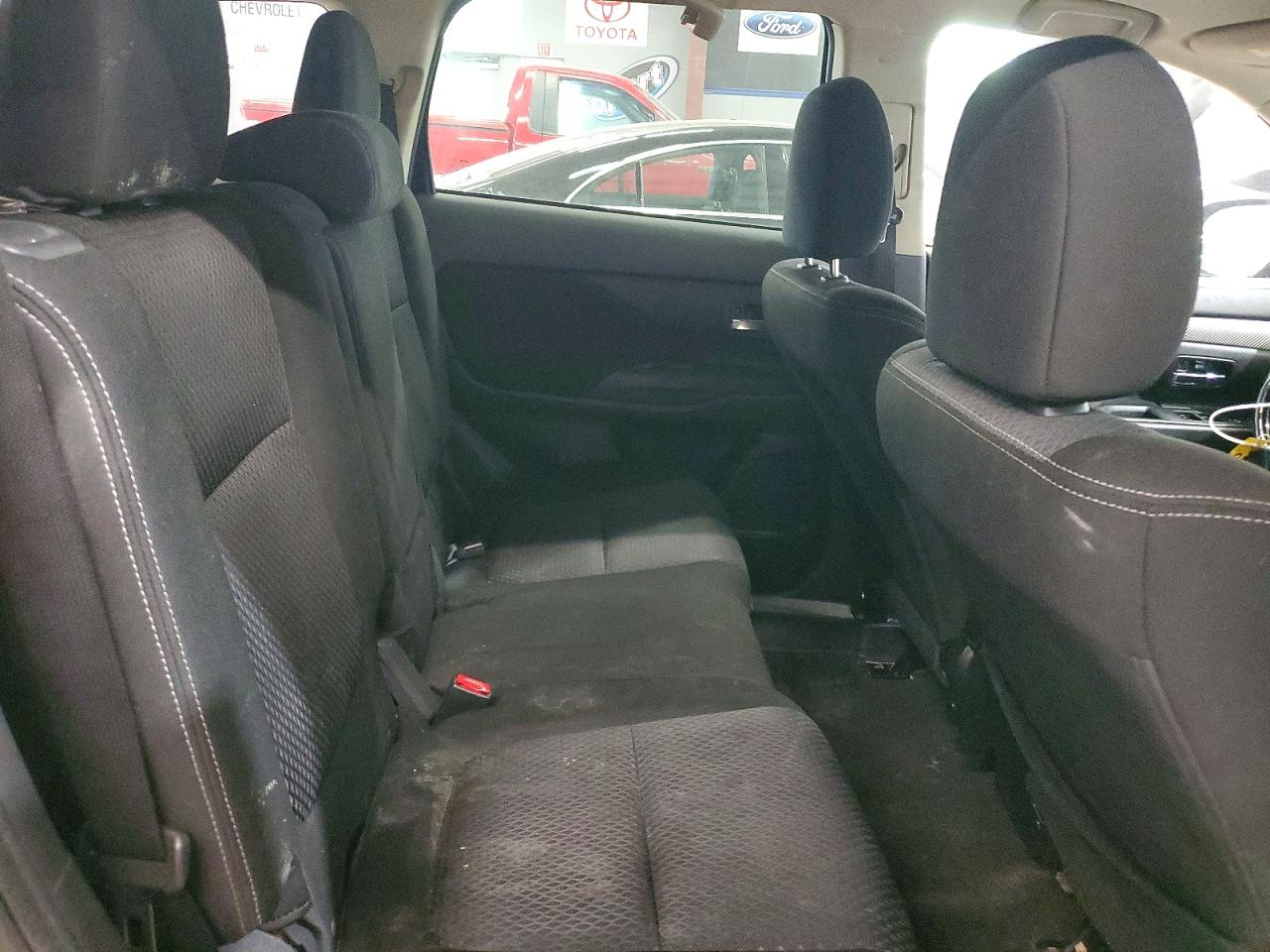 2017 MITSUBISHI OUTLANDER